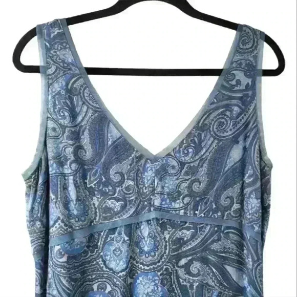 ☆ Old Navy Blue Floral Paisley Vneck Y2K Sleeveless Rayon Slip Dress. 3/$30 - Picture 5 of 6